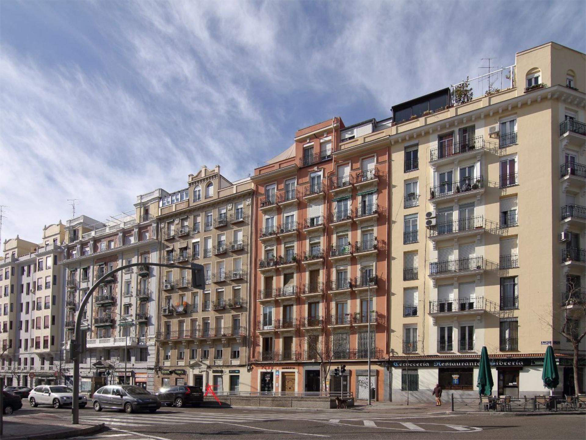 Piso en venta en Calle del General Lacy, 6, Palos de Moguer Vista exterior de Piso en venta en Madrid Capital