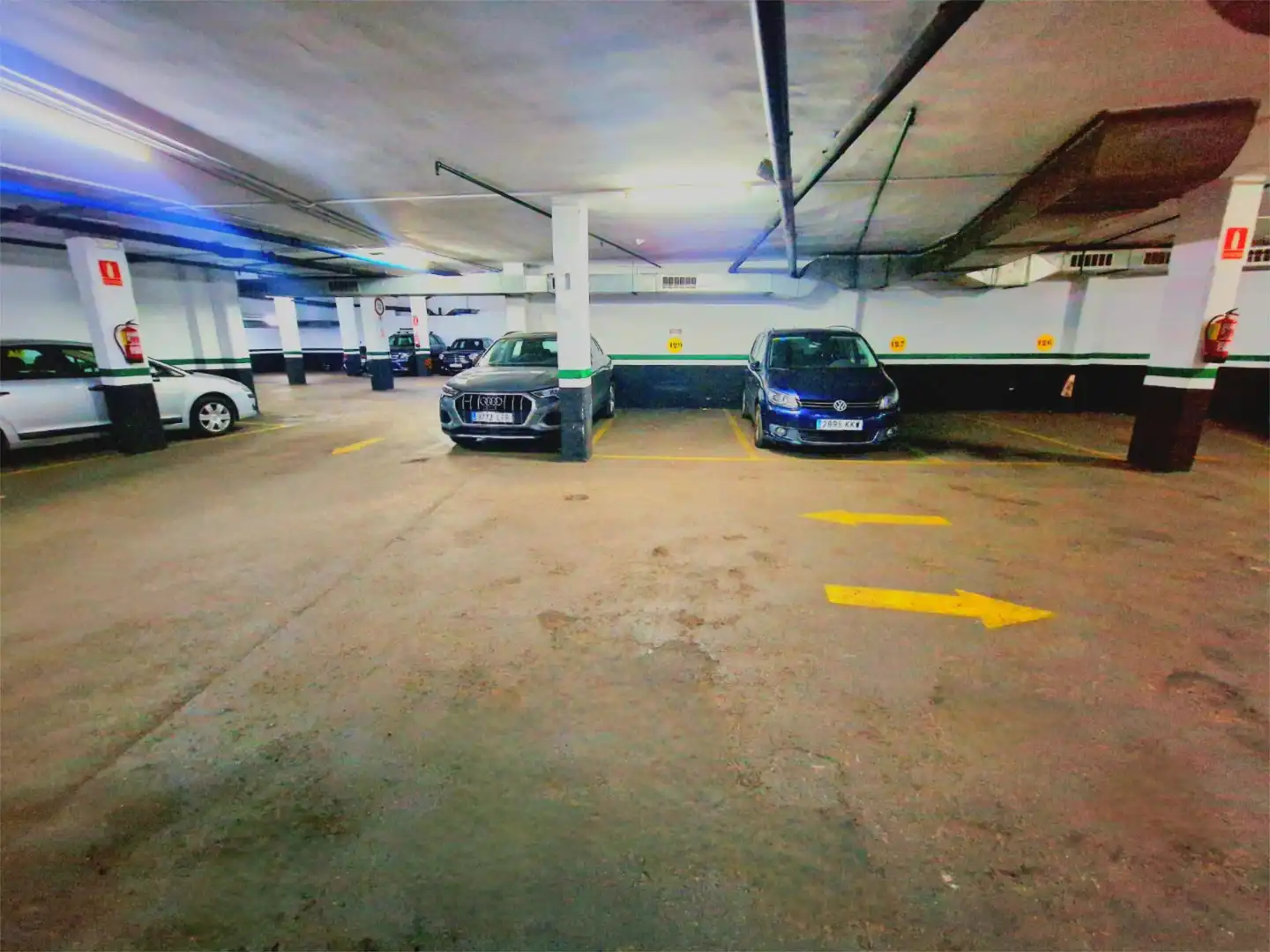 Aparcament de Garatge en venda en Barcelona