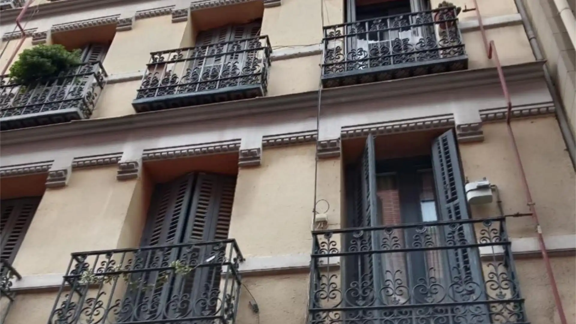 Piso en venta en Calle de San Ildefonso, 26, Embajadores - Lavapiés Vista exterior de Piso en venta en Madrid Capital