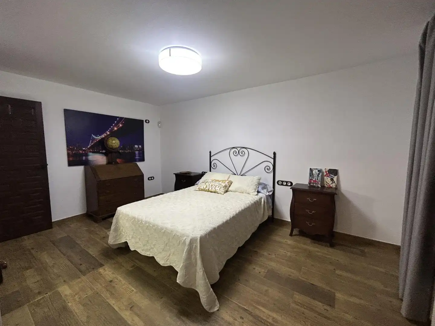 Casa o xalet en venda a Calle Millón, 11, Los Palacios y Villafranca Dormitori de Casa o xalet en venda en Los Palacios y Villafranca amb Aire condicionat, Calefacció i Jardí privat