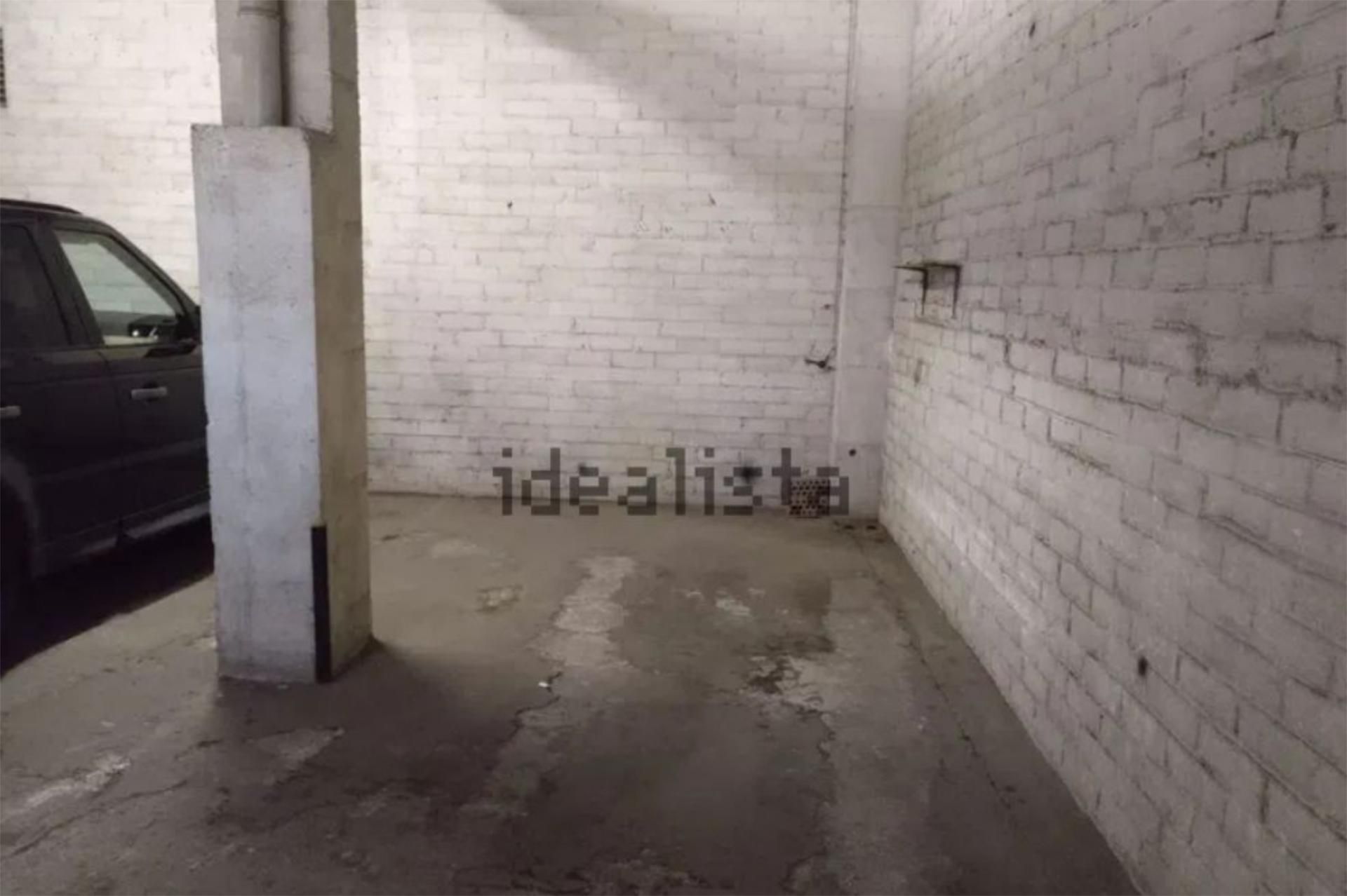 Garaje de alquiler en Cerdanyola del Vallès