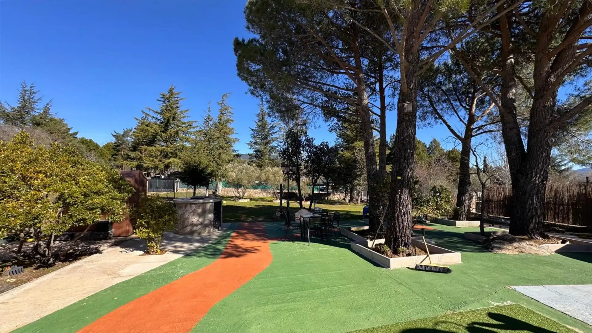 Houses for sale in Calle la Jara, 19, Villavieja del Lozoya Garden of Houses for sale in Villavieja del Lozoya with Air Conditioner, Heating and Private garden