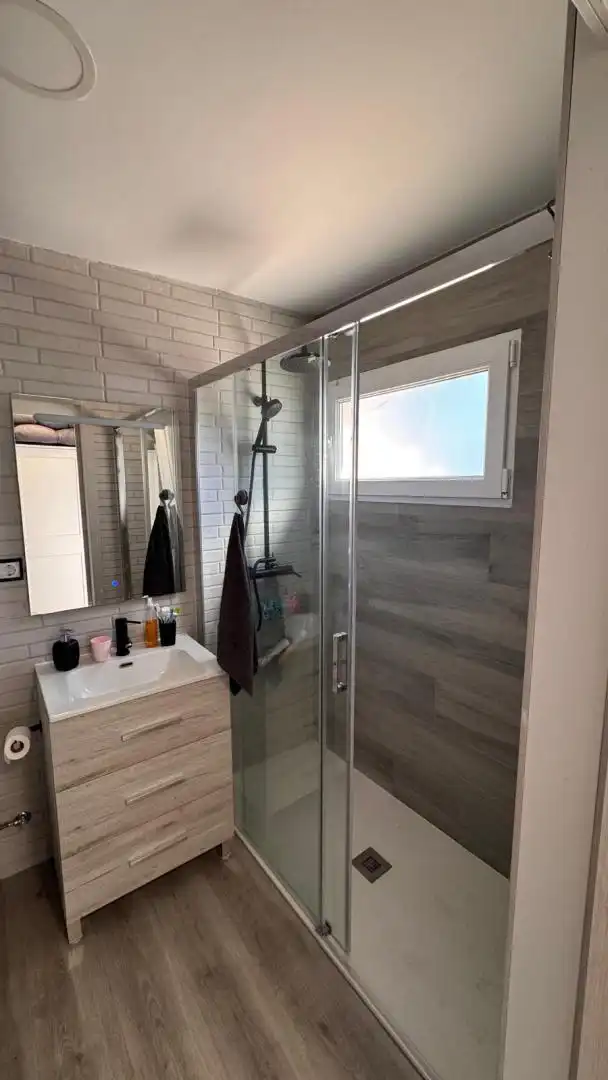 Houses for sale in Calle la Jara, 19, Villavieja del Lozoya Bathroom of Houses for sale in Villavieja del Lozoya with Air Conditioner, Heating and Private garden