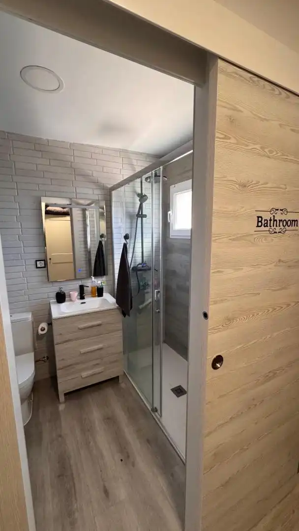 Houses for sale in Calle la Jara, 19, Villavieja del Lozoya Bathroom of Houses for sale in Villavieja del Lozoya with Air Conditioner, Heating and Private garden