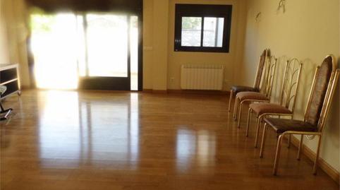 Dúplex de alquiler en Travesía de Costaneras, 5, San Martín de Valdeiglesias, Madrid - imagen 3 Foto 3 de Dúplex de alquiler en Travesía de Costaneras, 5, San Martín de Valdeiglesias, Madrid