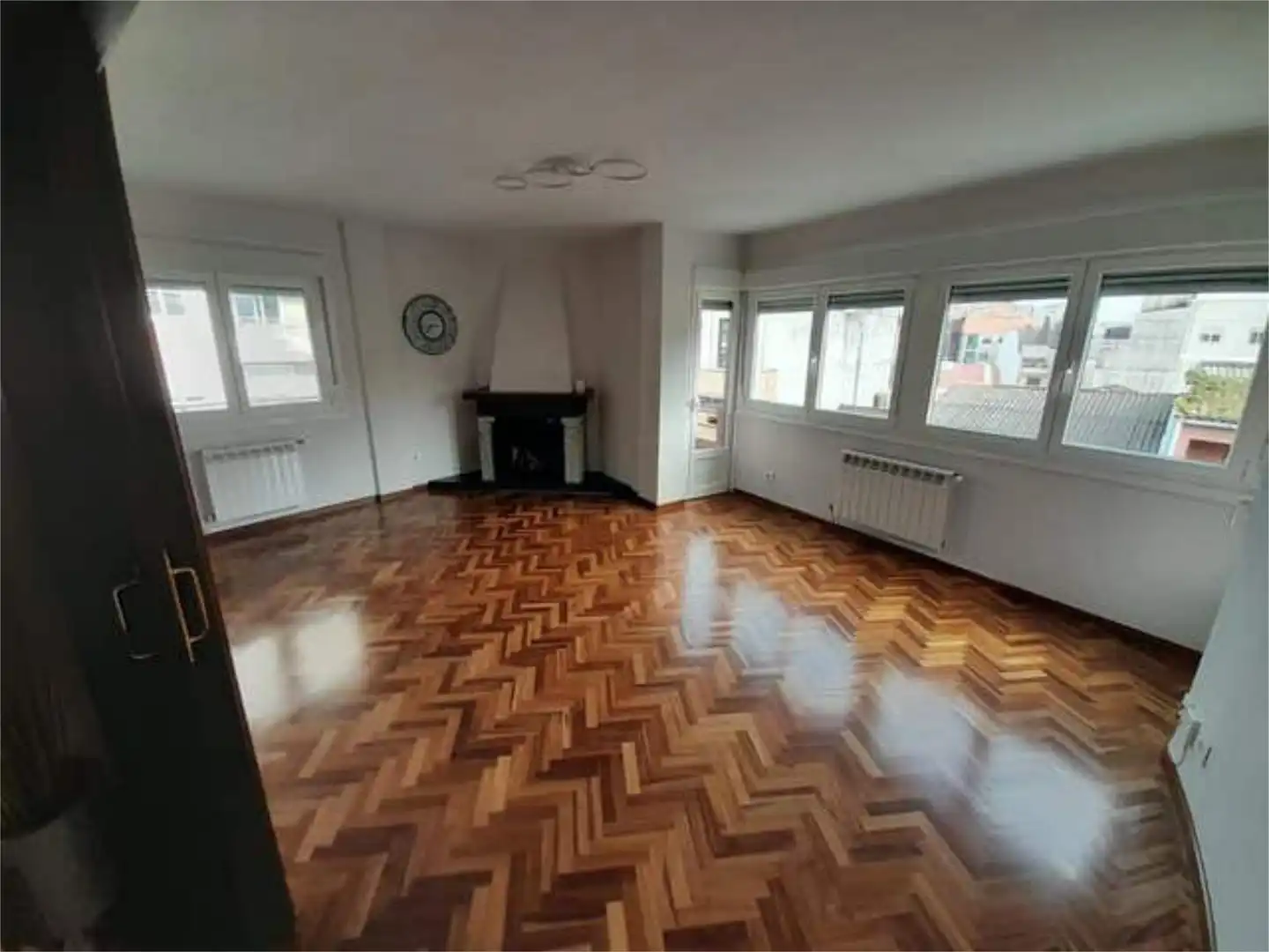 Sala de estar de Piso en venta en Vilagarcía de Arousa con Calefacción y Terraza