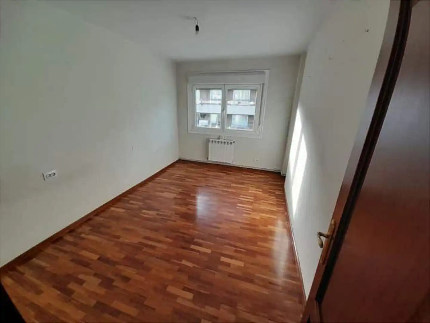 Habitación de Piso en venta en Vilagarcía de Arousa con Calefacción y Terraza