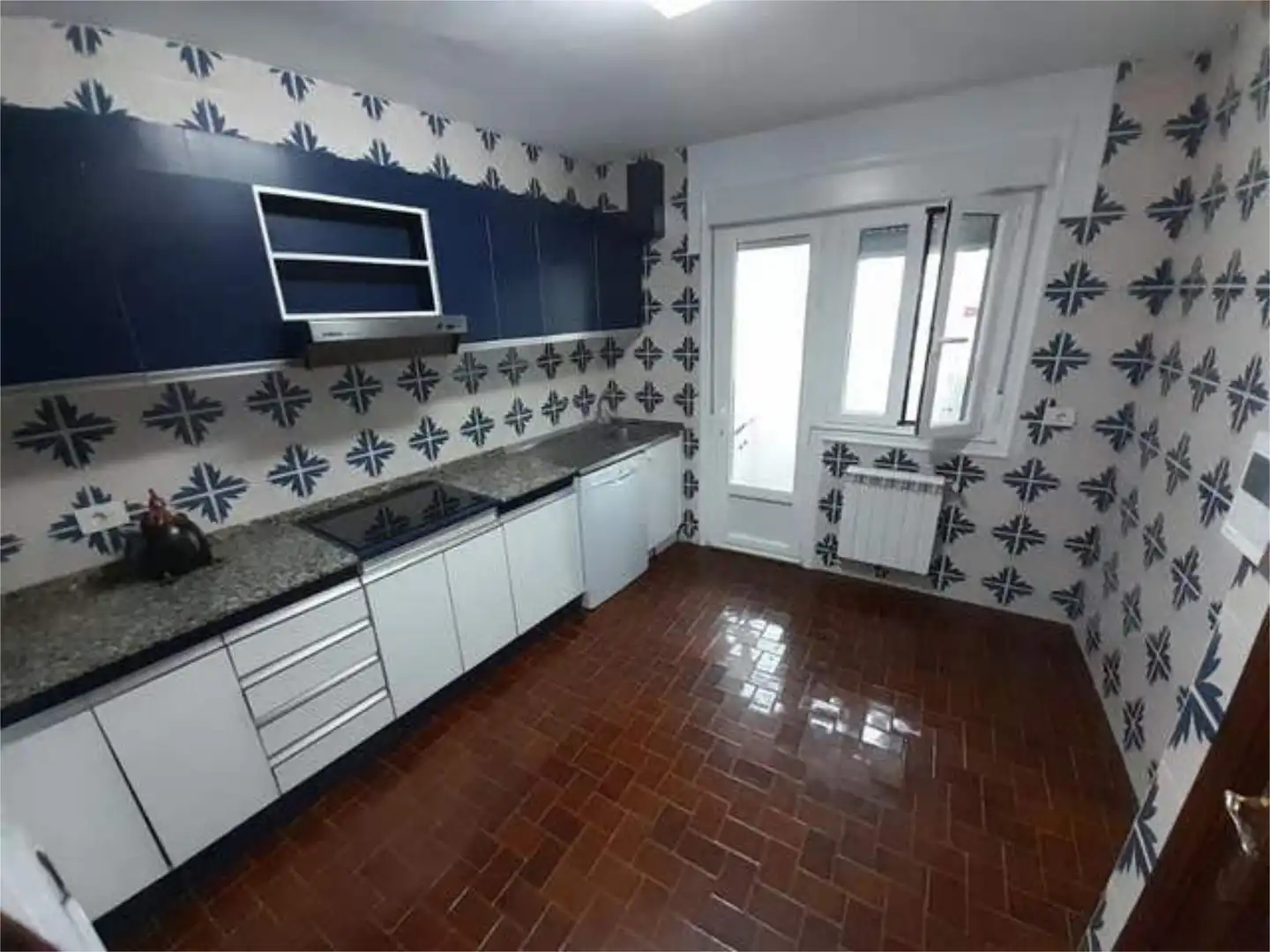 Cocina de Piso en venta en Vilagarcía de Arousa con Calefacción y Terraza