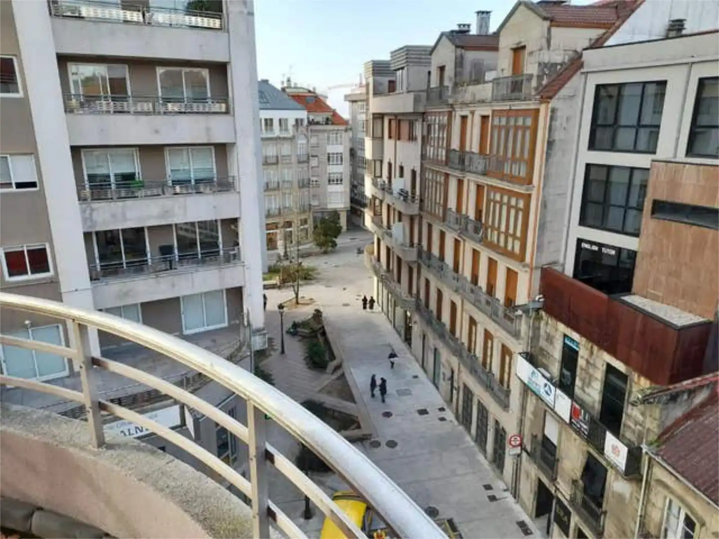 Vista exterior de Piso en venta en Vilagarcía de Arousa con Calefacción y Terraza