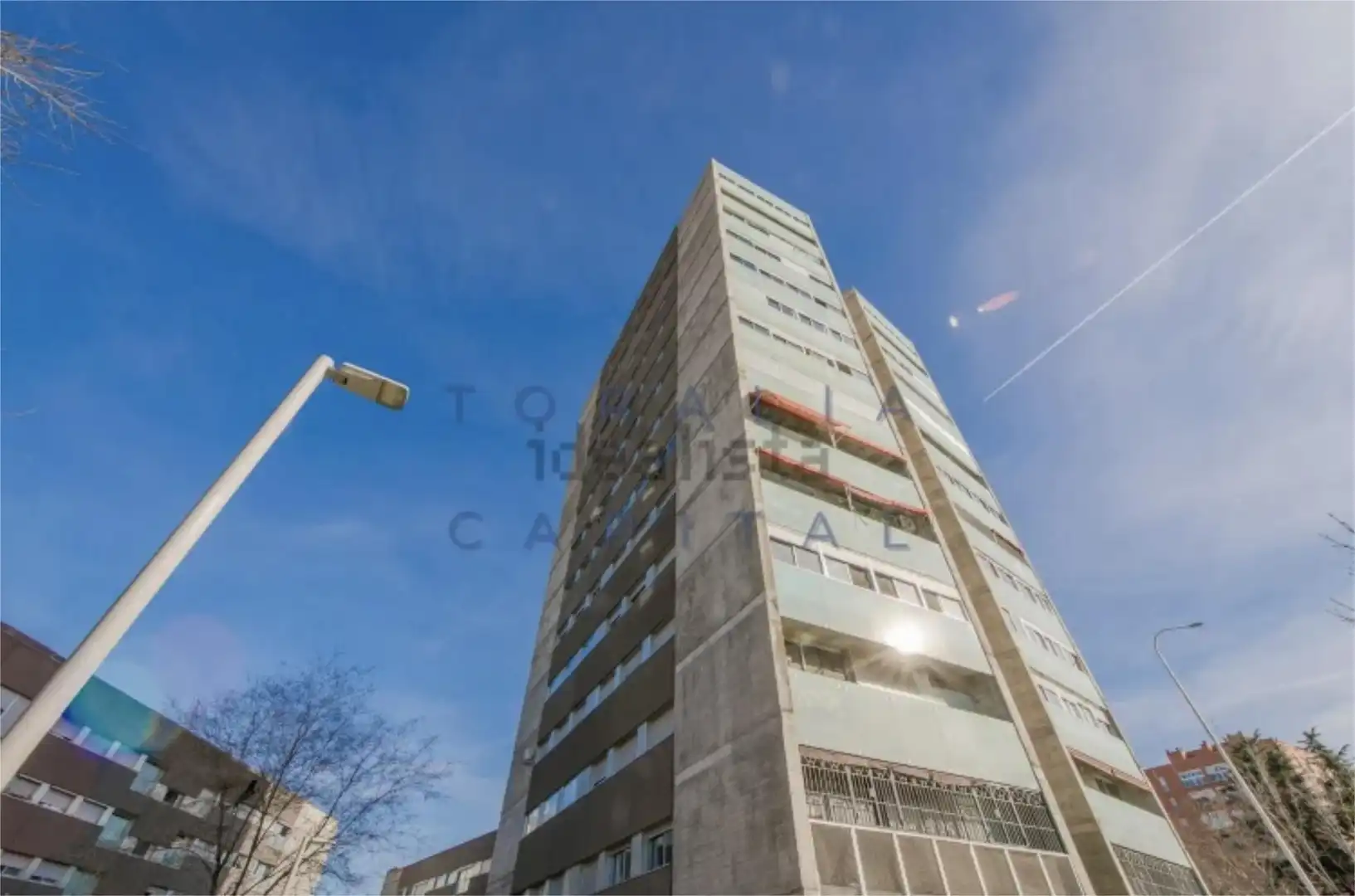Exterior view of Flat for sale in  Madrid Capital  with Air Conditioner
