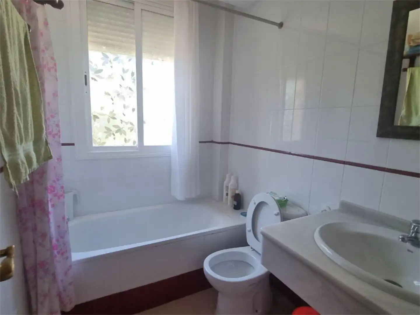Wohnung zum Verkauf in Calle Maestra Dońa Remedios Alba Rangel, 6, Encinarejo de Córdoba Badezimmer von Wohnung zum Verkauf in Córdoba mit Privatgarten, Terrasse und Abstellraum
