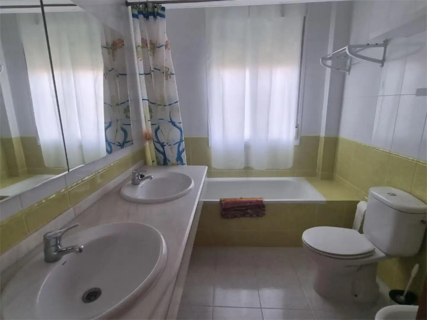 Wohnung zum Verkauf in Calle Maestra Dońa Remedios Alba Rangel, 6, Encinarejo de Córdoba Badezimmer von Wohnung zum Verkauf in Córdoba mit Privatgarten, Terrasse und Abstellraum