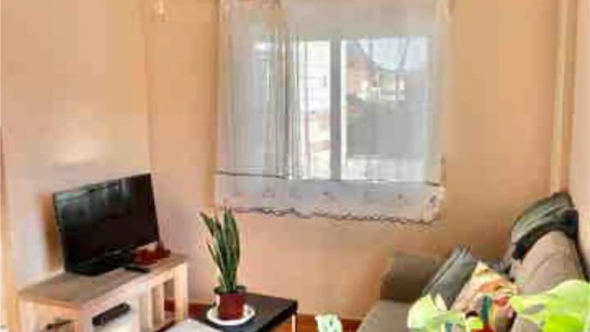 Sala de estar de Apartamento en venta en Plasencia con Trastero y Amueblado