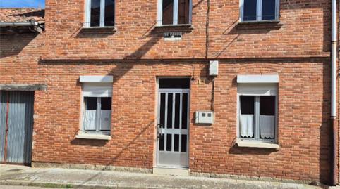 Foto 2 von Einfamilien-Reihenhaus zum Verkauf in Calle Real, 53b, Villabalter, San Andrés del Rabanedo