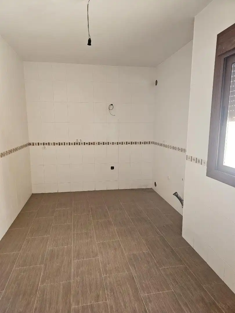 Badezimmer von Wohnung zum Verkauf in Cádiar mit Heizung, Terrasse und Balkon
