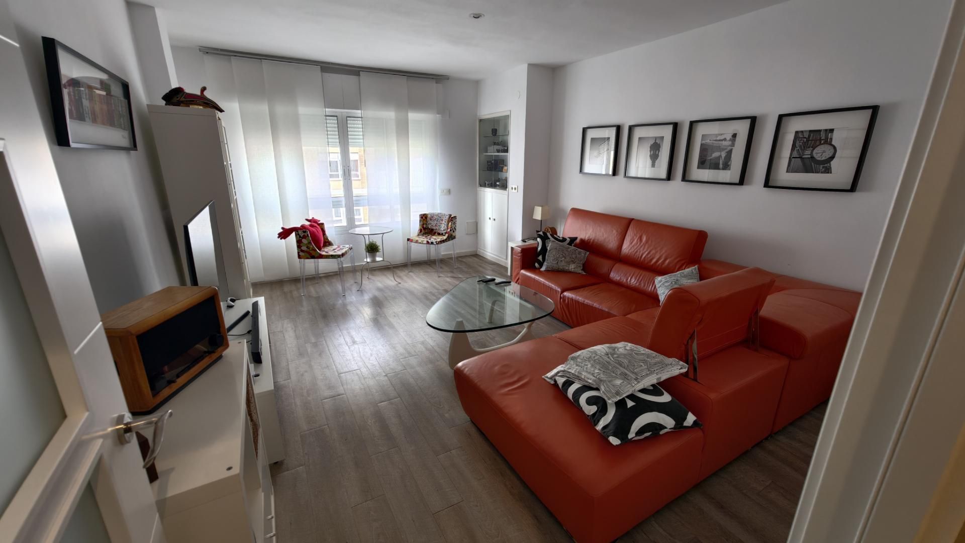 Living room of Flat for sale in  Cádiz Capital  with Private garden, Furnished and Oven