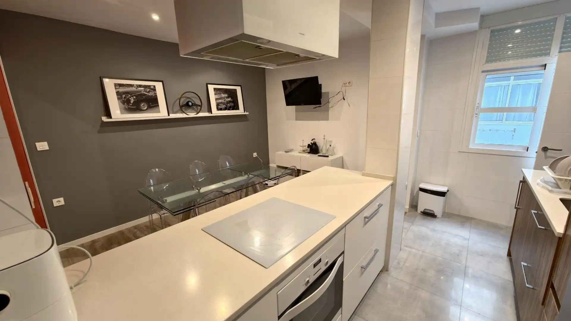 Flat for sale in Calle Pintor Zuloaga, 22, Paseo Marítimo - San José - La Laguna Kitchen of Flat for sale in Cádiz Capital