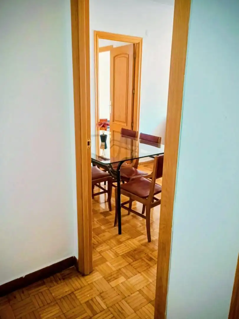 Wohnung zur Miete in Calle San Vicente, 8, El Pilar - La Estación Esszimmer von Wohnung zur Miete in Talavera de la Reina mit Balkon