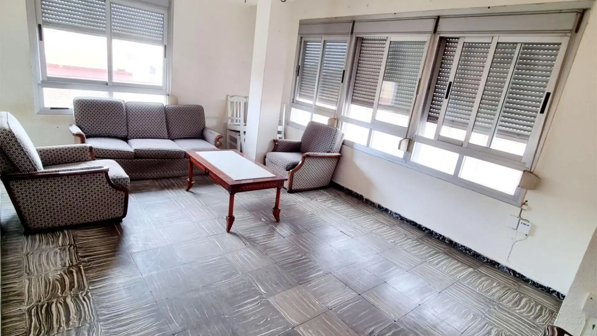 Sala de estar de Piso en venta en Vila-real con Trastero, Amueblado y Balcón