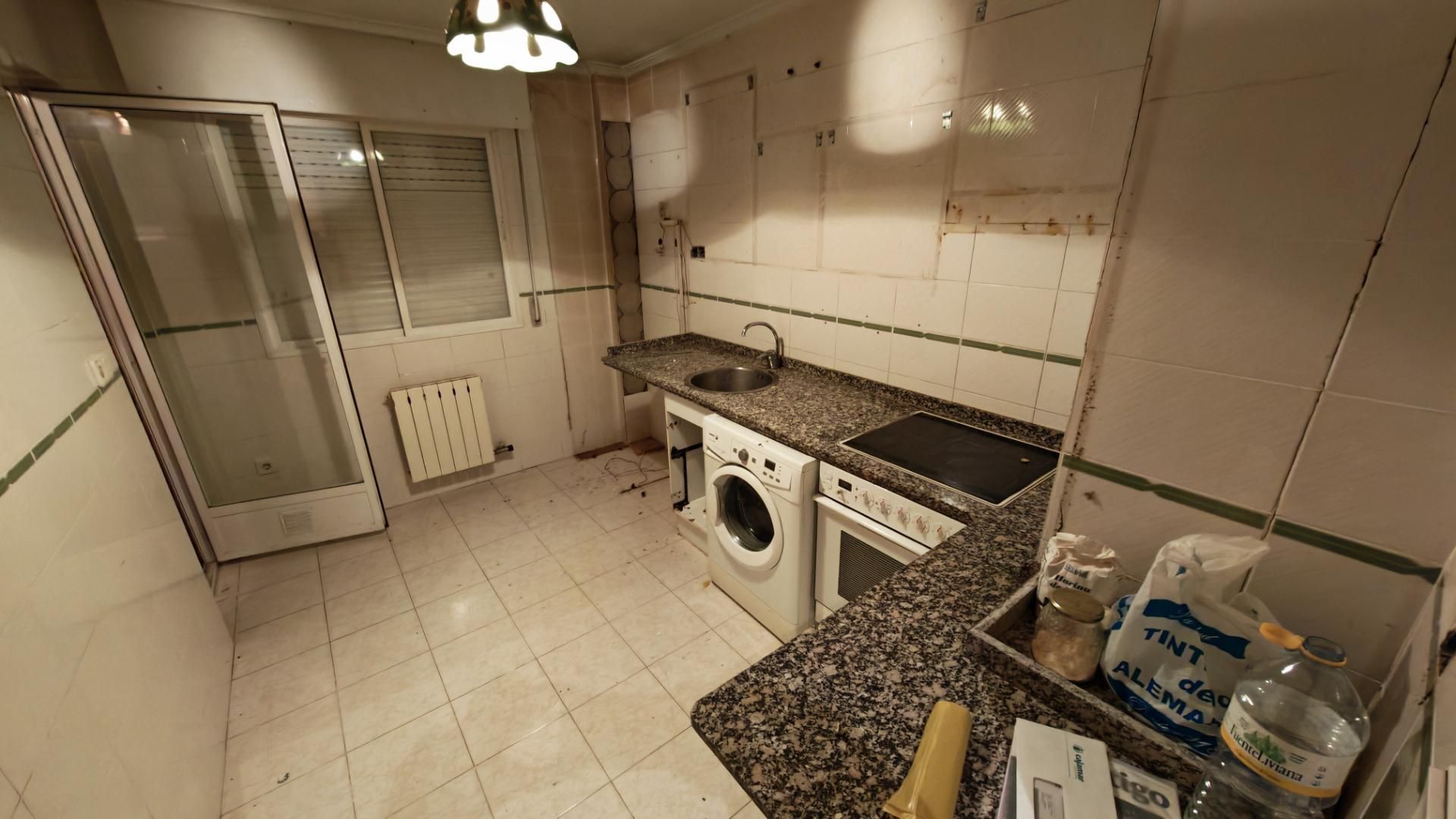 Cocina de Piso en venta en Cistérniga con Parking comunitario y Balcón