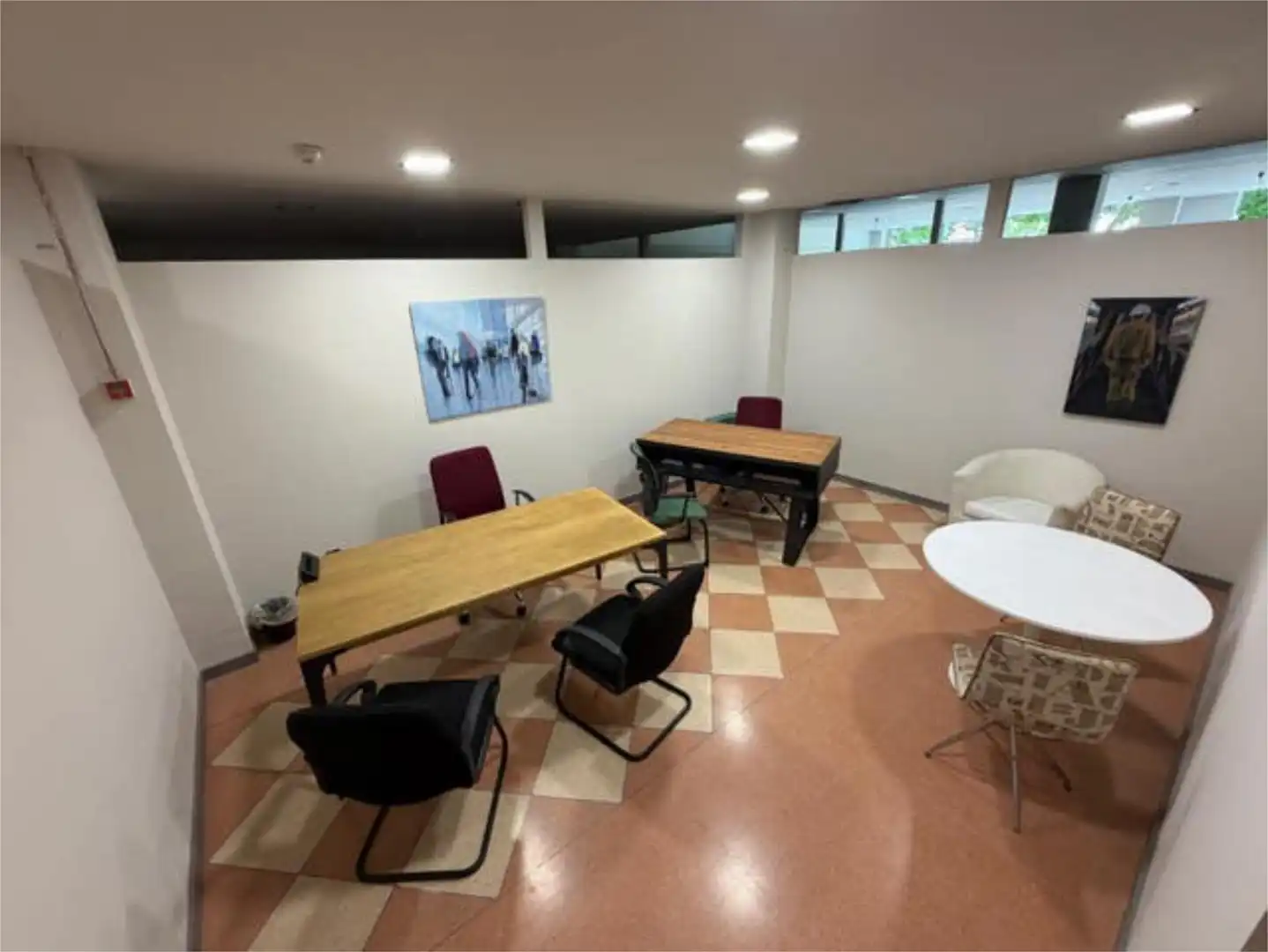 Oficina de alquiler en Cerdeño - El Palais - Mercadín Oficina de alquiler en Oviedo con Aire acondicionado