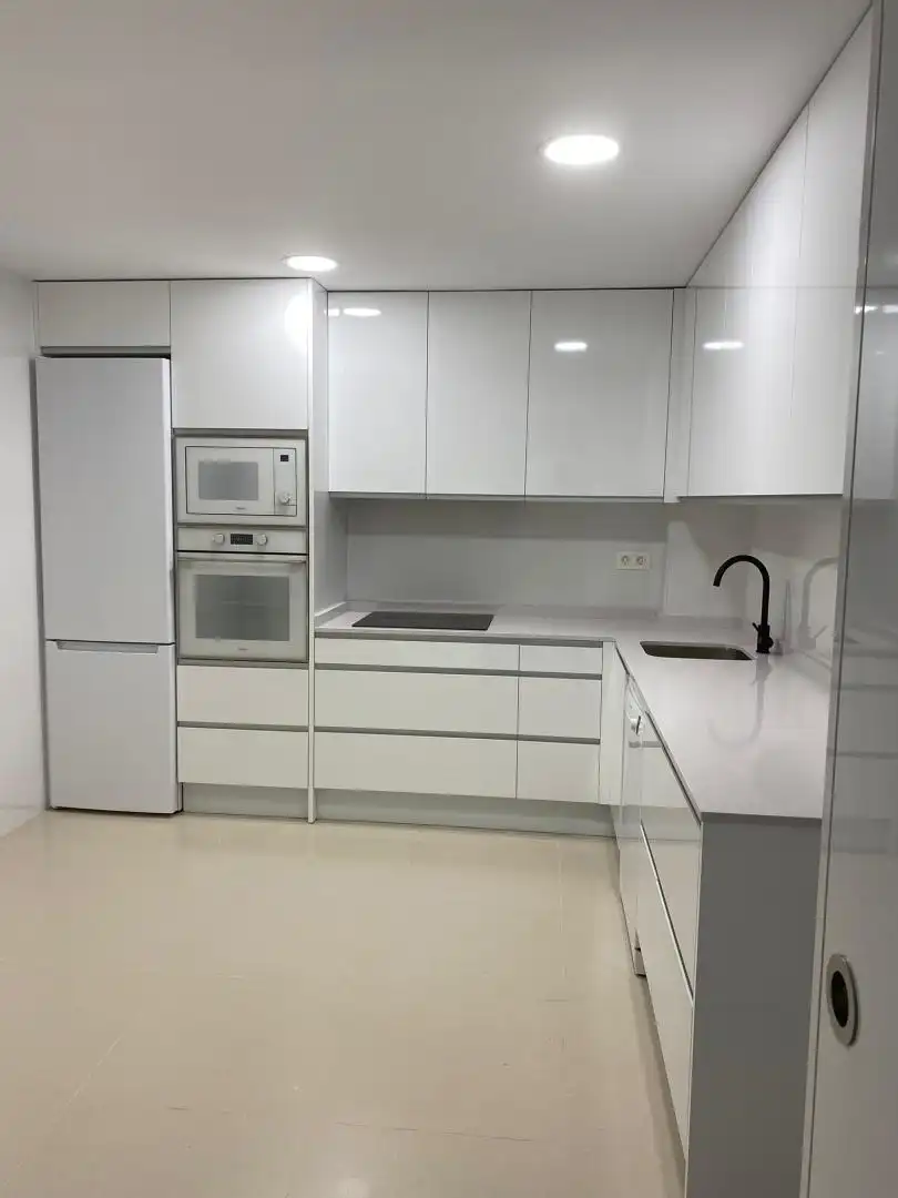 Piso de alquiler en Avenida del Tenor Fleta, 34, Barrio de San José Cocina de Piso de alquiler en Zaragoza con Aire acondicionado, Calefacción y Amueblado