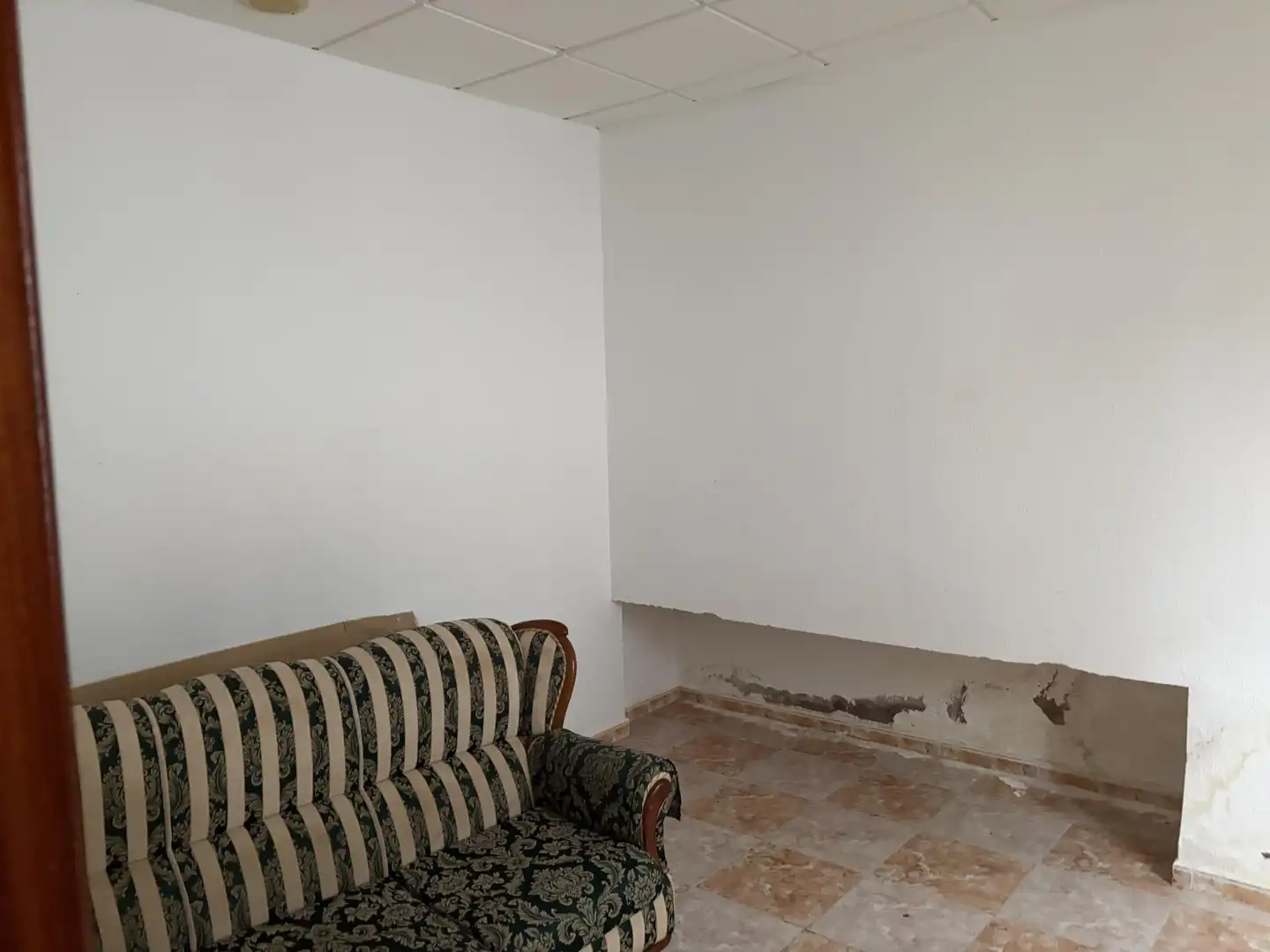 Commercial properties for sale in Avenida Perú, 1, Olivenza Commercial properties for sale in Olivenza