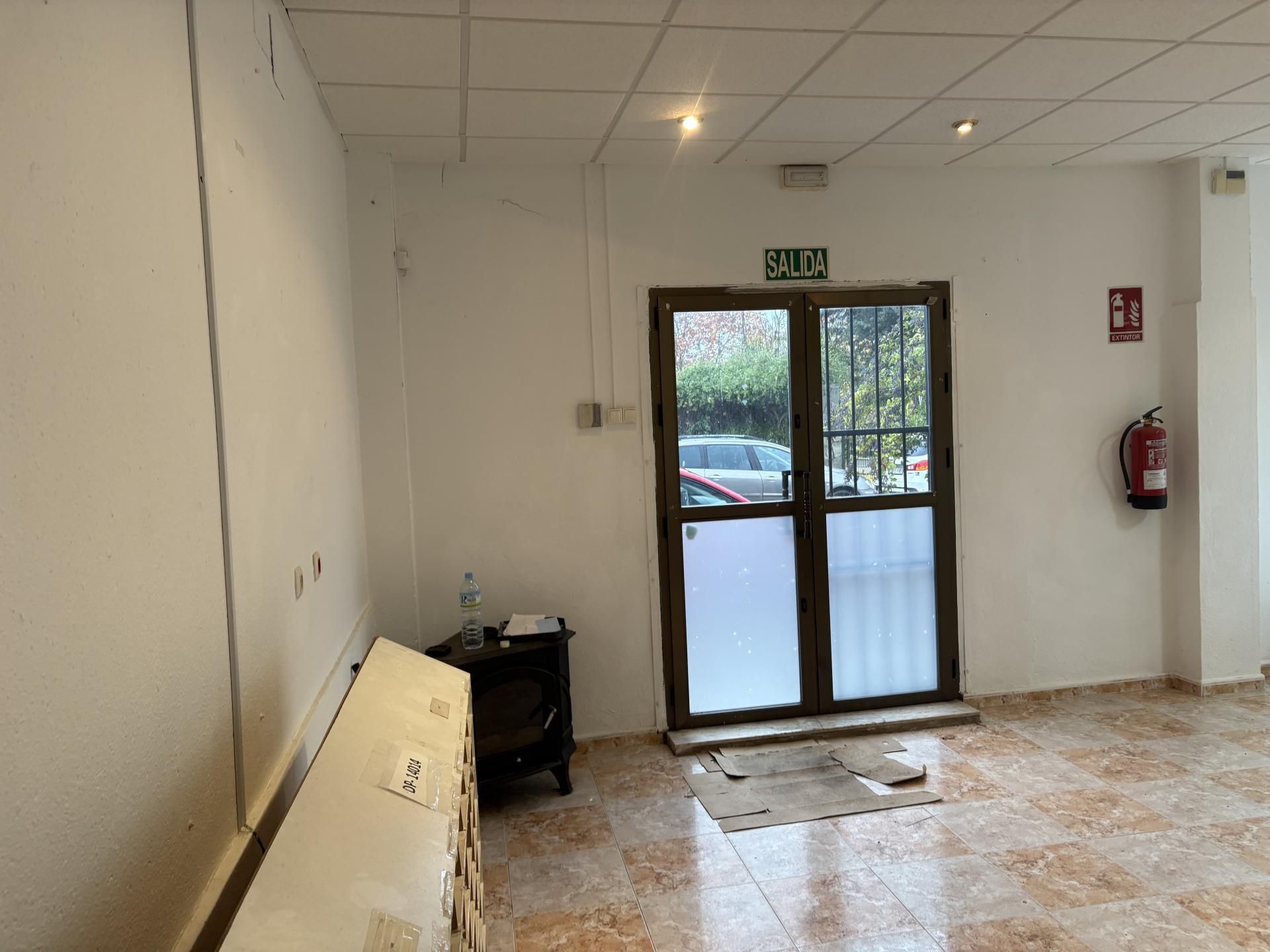 Local en venda a Avenida Perú, 1, Olivenza Local en venda en Olivenza