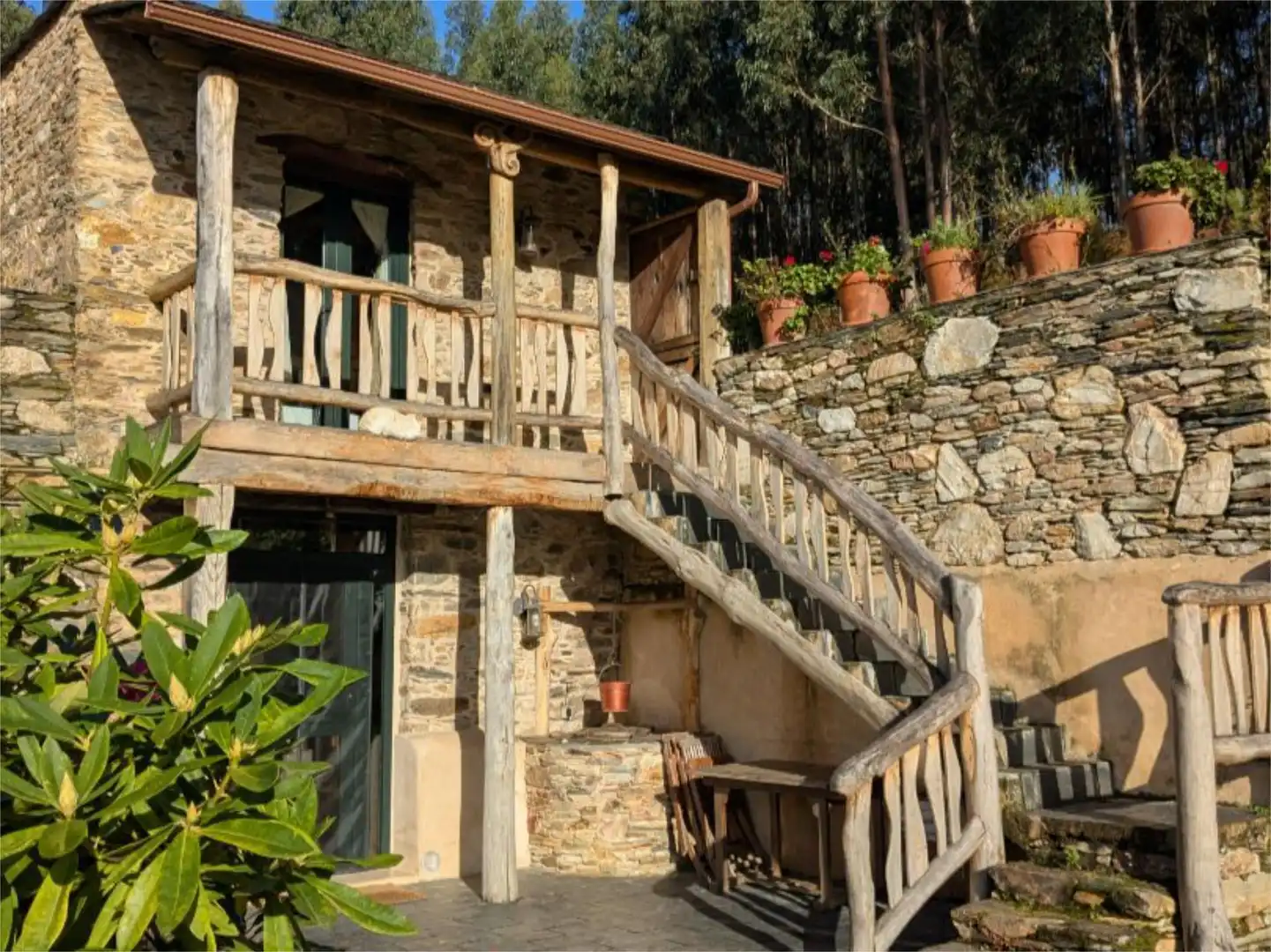 Vista exterior de Casa o xalet en venda en Ortigueira amb Terrassa i Balcó