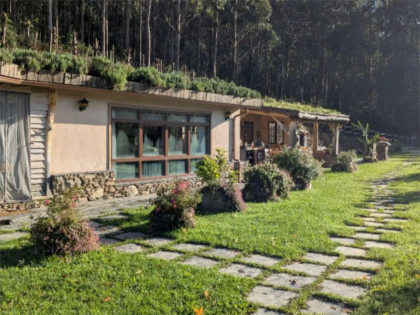 Vista exterior de Casa o xalet en venda en Ortigueira amb Terrassa i Balcó