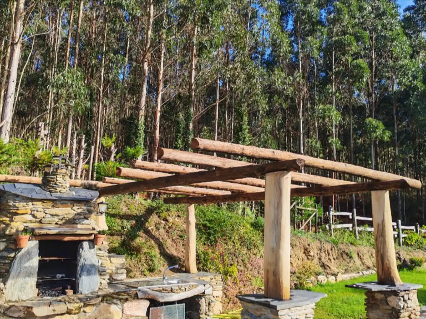 Jardí de Casa o xalet en venda en Ortigueira amb Terrassa i Balcó