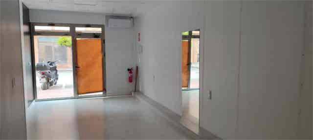 Local comercial en Alquiler en Los Dolores