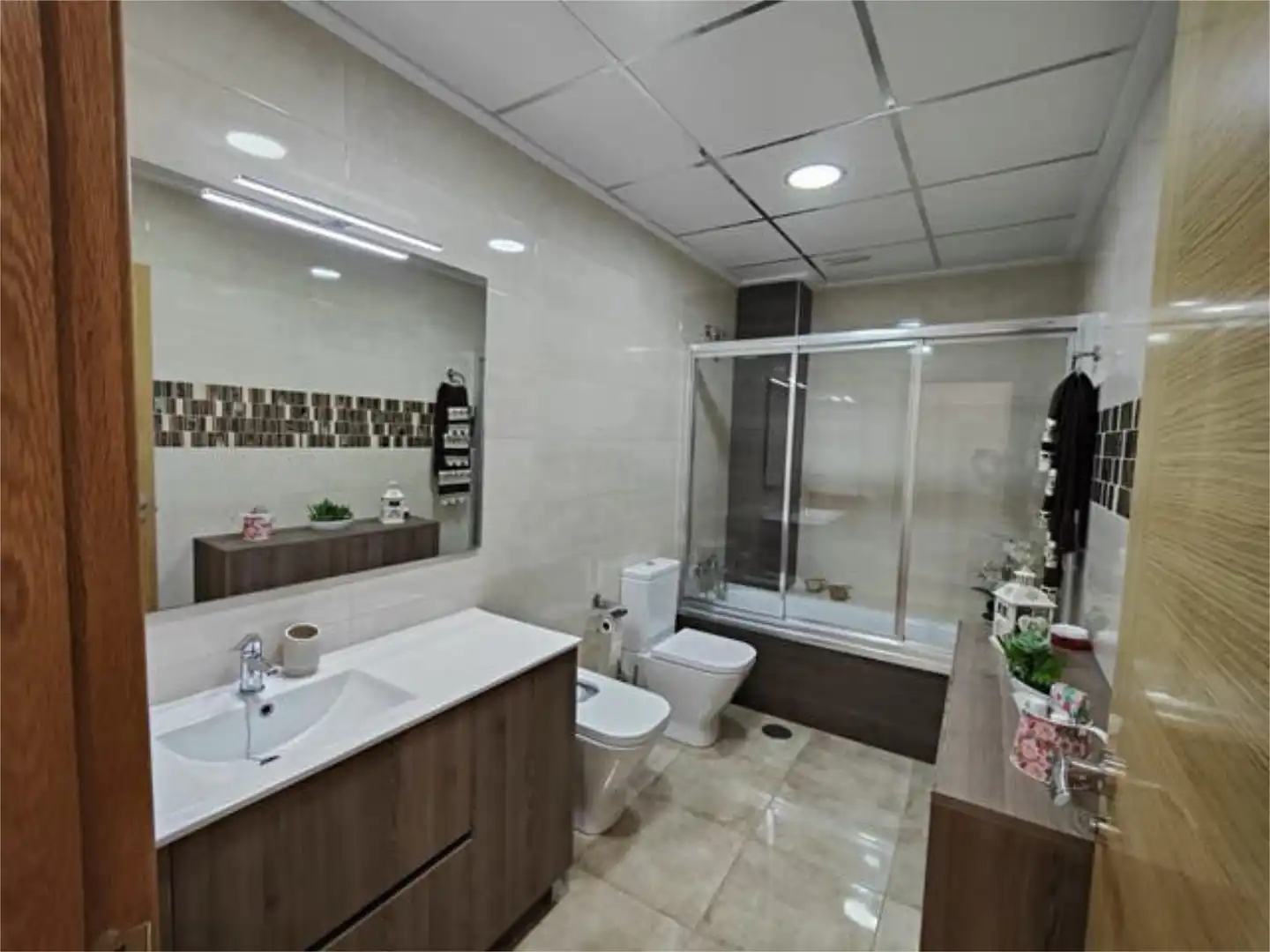Piso en venta en Corazón de María Baño de Piso en venta en Lorca