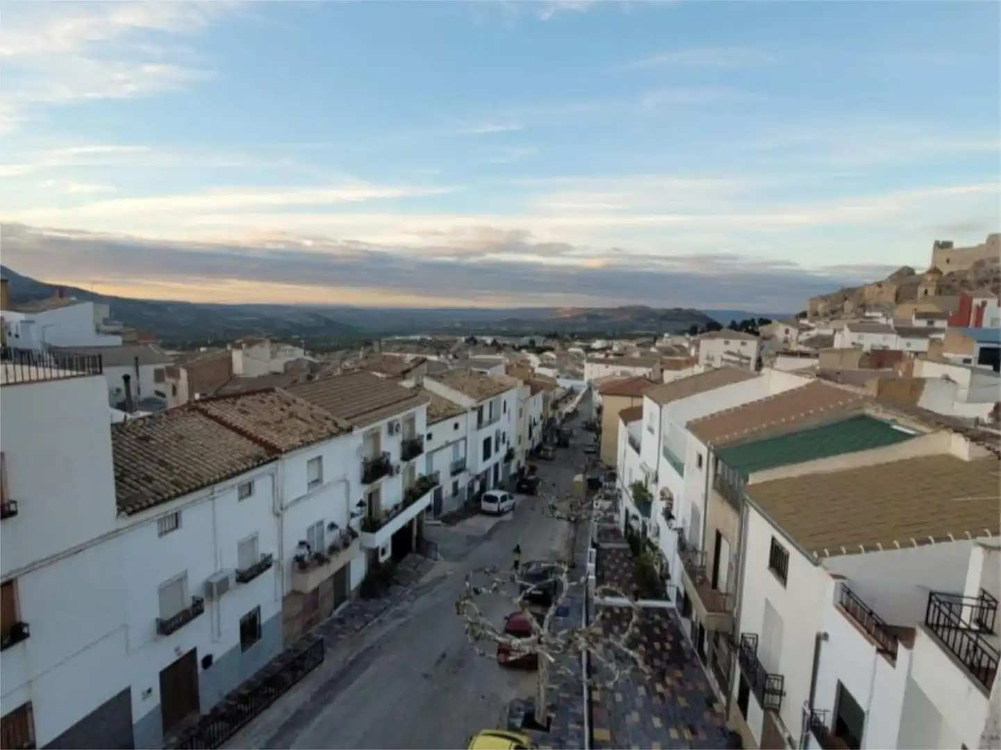 Vista exterior de Pis en venda en Bedmar y Garcíez amb Aire condicionat, Moblat i Balcó