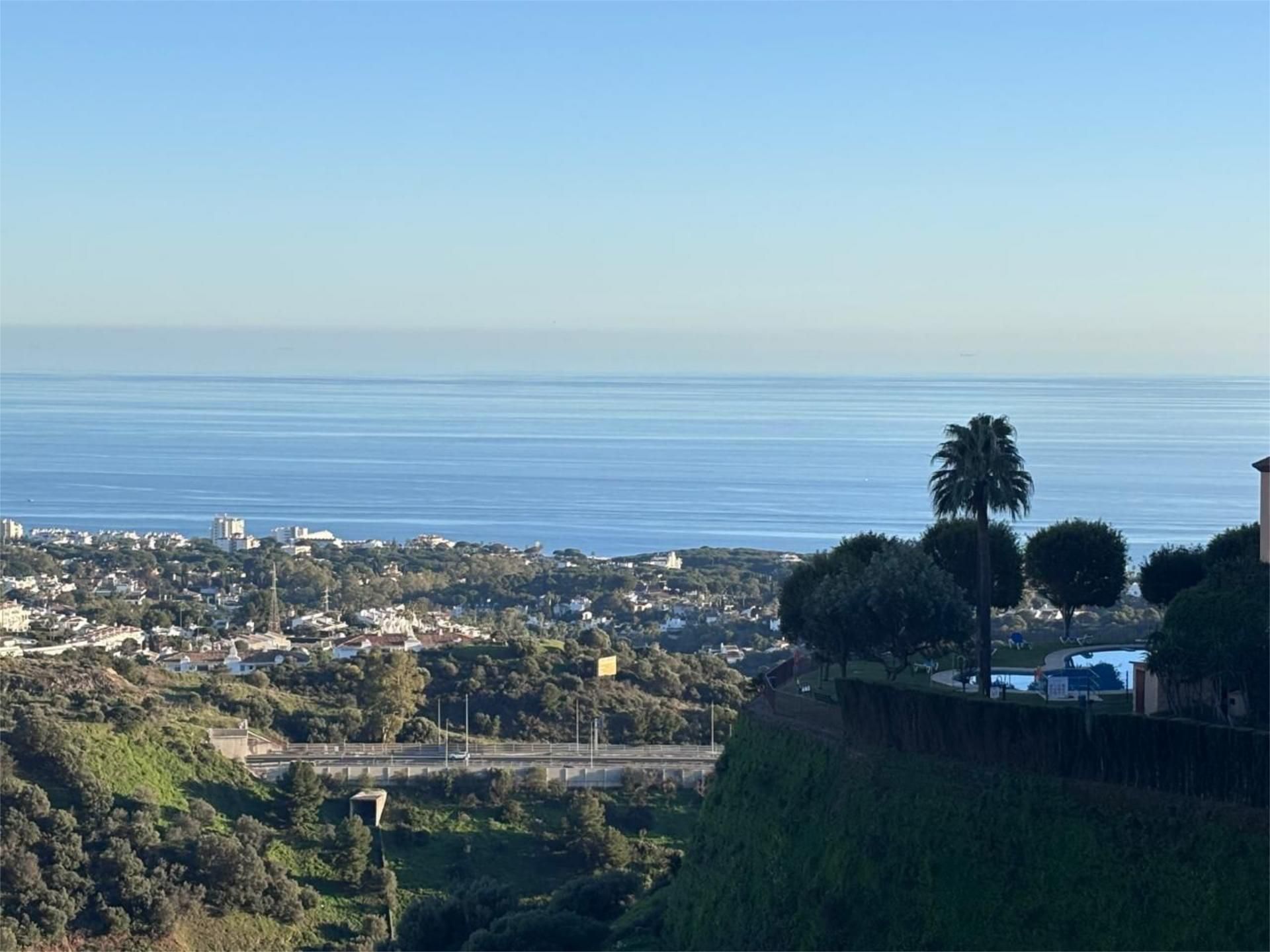 Flat for sale in Calle Cristóbal Colon, 5, Mijas Exterior view of Flat for sale in Mijas with Air Conditioner, Terrace and Swimming Pool