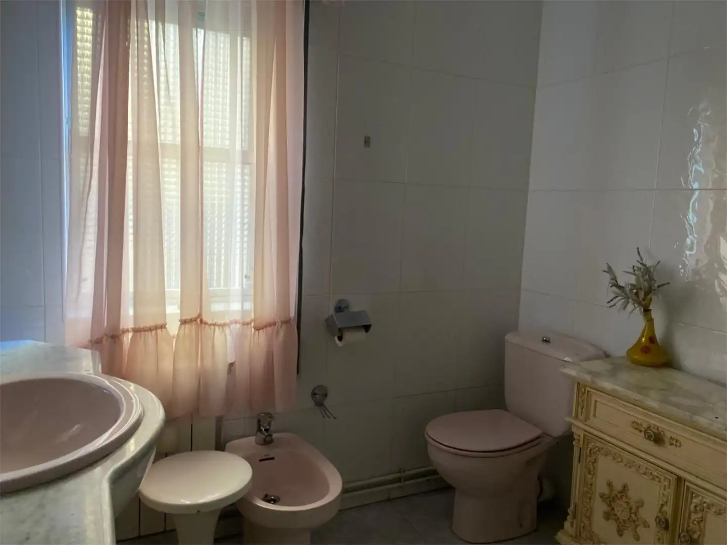 Zimmer in Calle José María Cabañas, 61, Cerezo - Aspla - Torres Badezimmer von Wohnung zur untervermieten in Torrelavega mit Heizung, Parkett und Terrasse