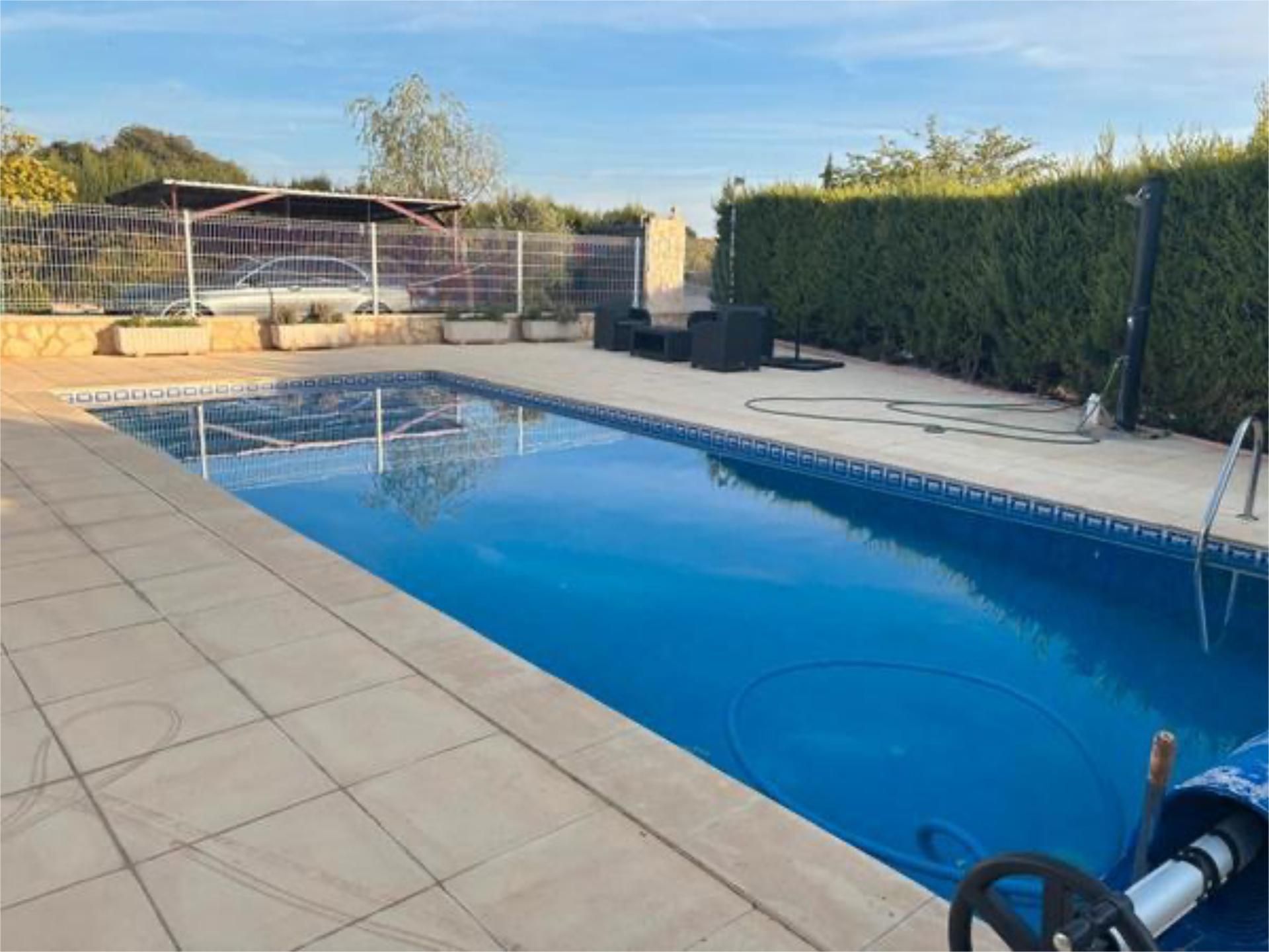 Schwimmbecken von Wohnung zum Verkauf in Villarrobledo mit Klimaanlage, Heizung und Privatgarten