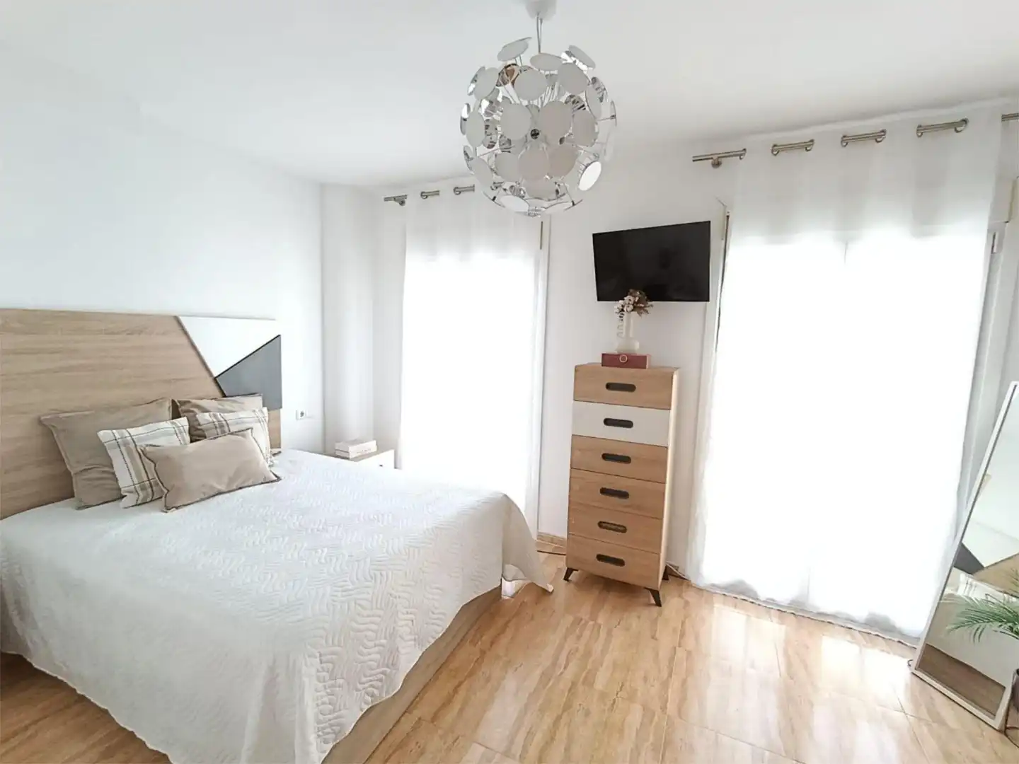 Habitación de Casa adosada en venta en Vélez-Málaga con Terraza y Balcón