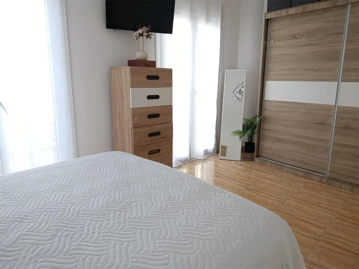 Habitación de Casa adosada en venta en Vélez-Málaga con Terraza y Balcón