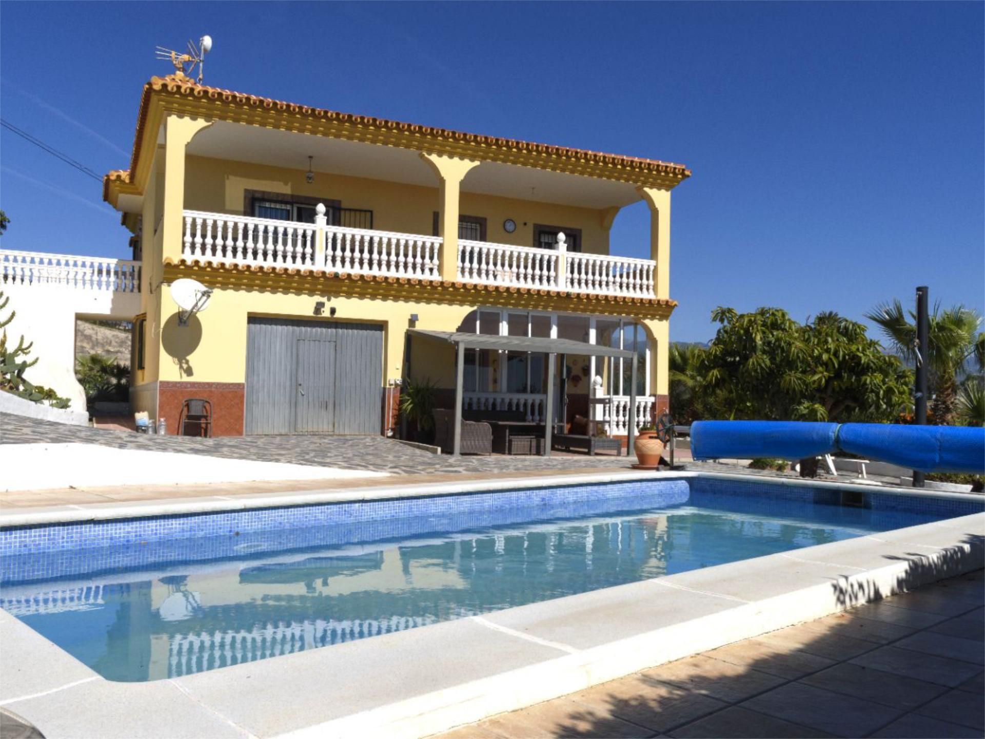 Country homes for sale in Arrabal la Zorrera, 21, Almayate Exterior view of Country homes for sale in Vélez-Málaga with Private garden, Terrace and Storage room