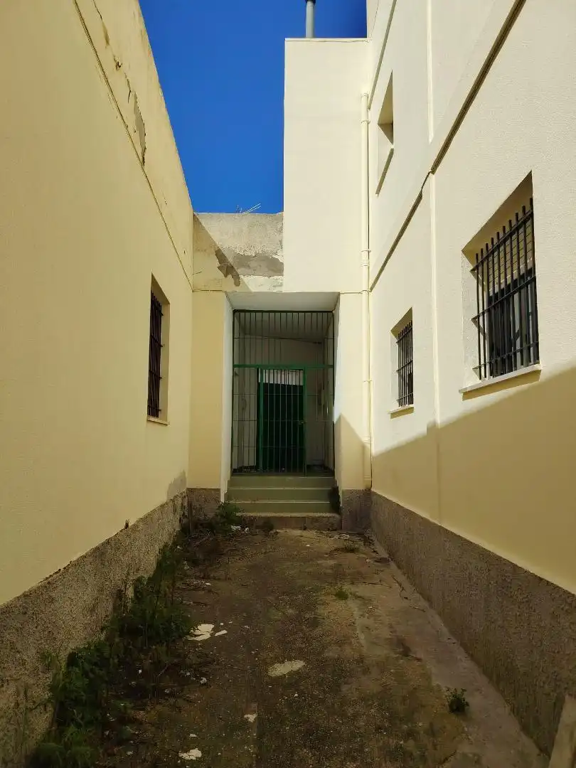 Ground floor for sale in Rota