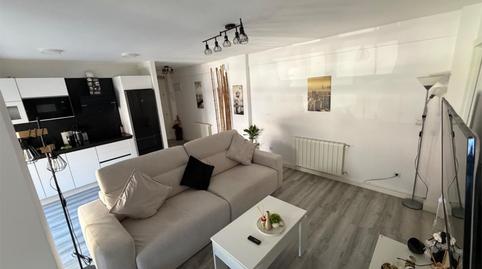 Foto 5 de Piso en venta en Avenida de Bilbao, 87, Muriedas, Camargo