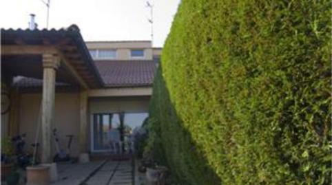 Houses for sale in Zona Urbanización Campolar, 10d, Santas Martas, León - image 2 Photo 2 of Houses for sale in Zona Urbanización Campolar, 10d, Santas Martas, León