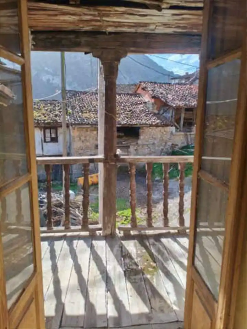 Balcony of Houses for sale in Amieva