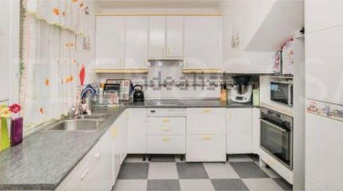 Foto 5 de Casa adosada en venta en Serranillos del Valle, Madrid