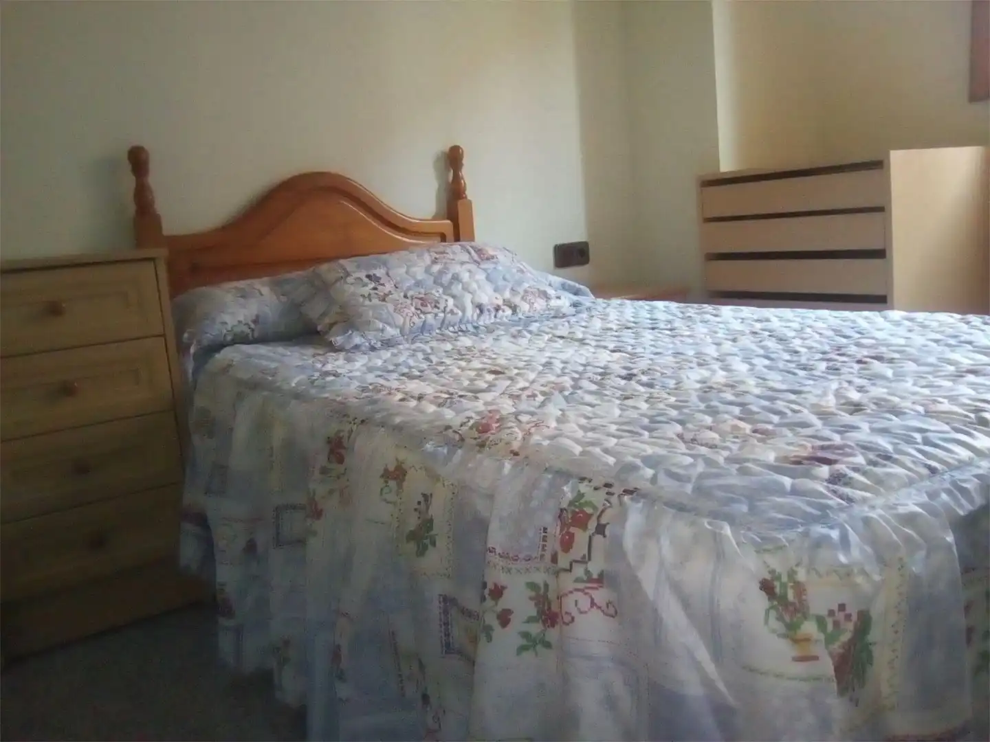Schlafzimmer von Wohnung zur untervermieten in Zaragoza mit Klimaanlage, Heizung und Parkett