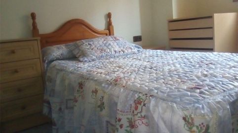 Habitación en Calle de Monzón, 4, Barrio Torrero, Zaragoza Capital - imagen 4 Foto 4 de Habitación en Calle de Monzón, 4, Barrio Torrero, Zaragoza Capital