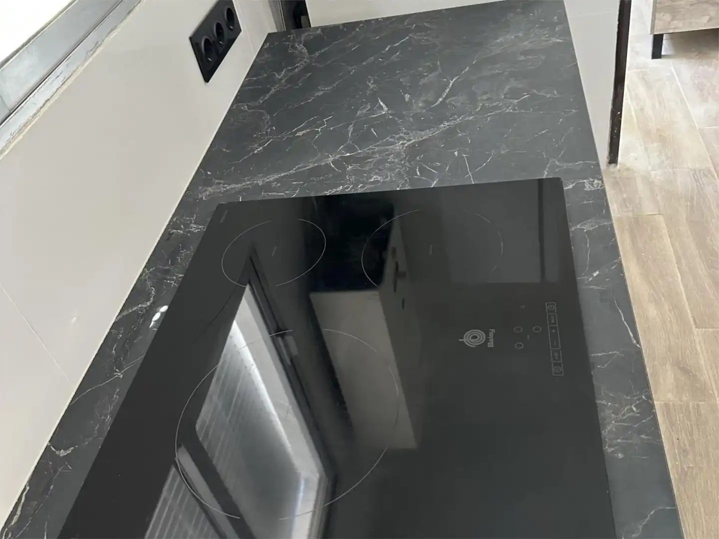 Piso en venta en Calle Cabecillo de Martín Sánchez, 56, Valverde del Camino Cocina de Piso en venta en Valverde del Camino con Aire acondicionado, Terraza y Balcón