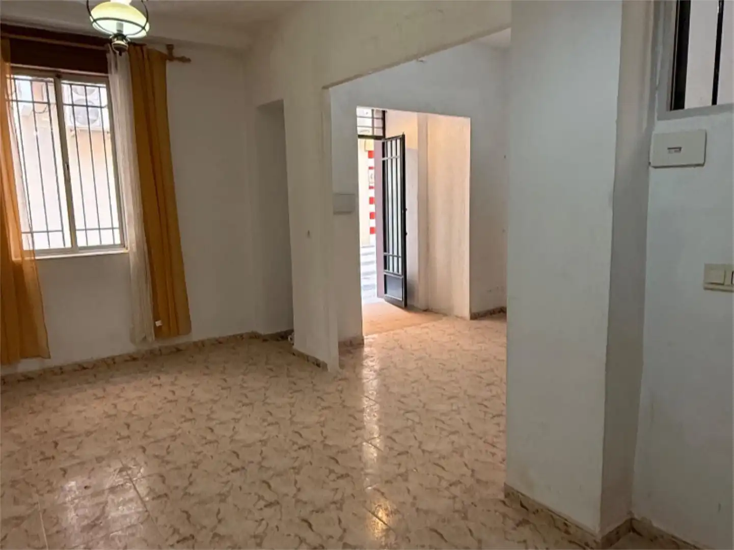 Casa adosada en venta en Calle Francisco Pérez García, 5, Motril ciudad Casa adosada en venta en Motril con Terraza y Balcón
