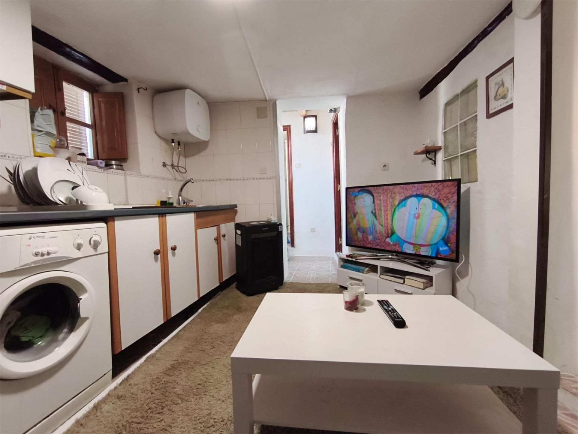 Wohnung zum Verkauf in Villanueva de Perales mit Klimaanlage, Heizung und Möbliert